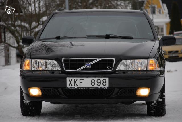 Volvo V70R -98.jpg