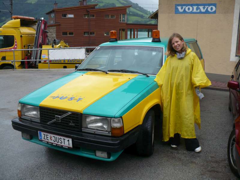 Kdyby mel nekdo nekdy problem u zell am see - tak tam maj Volvo Servis :D i se servisnim vozem (: