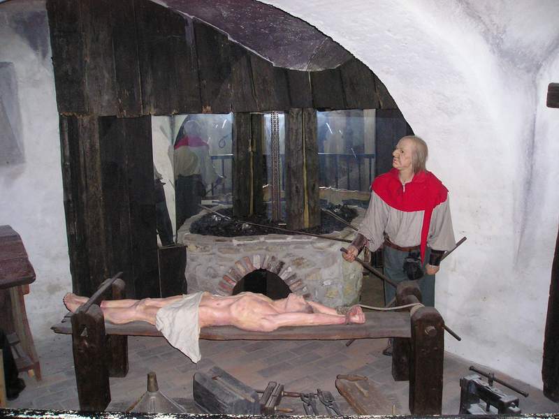 Muzeum Tortury ,napínání na skřipec