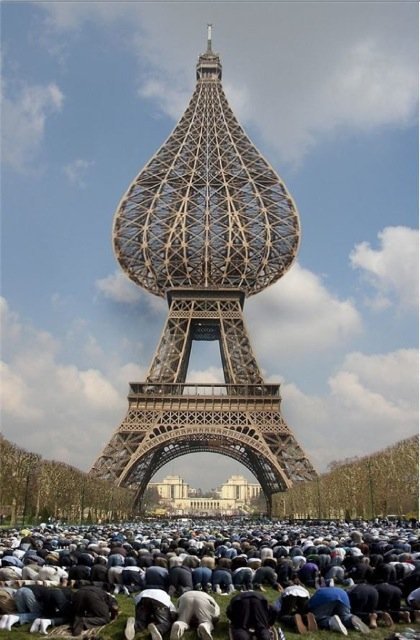 Eiffelovka za pár le.jpg